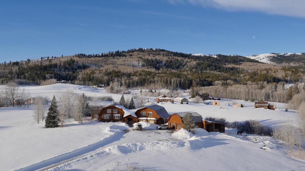 Fin And Feather Inn Виктор Экстерьер фото