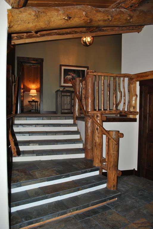 Fin And Feather Inn Виктор Экстерьер фото